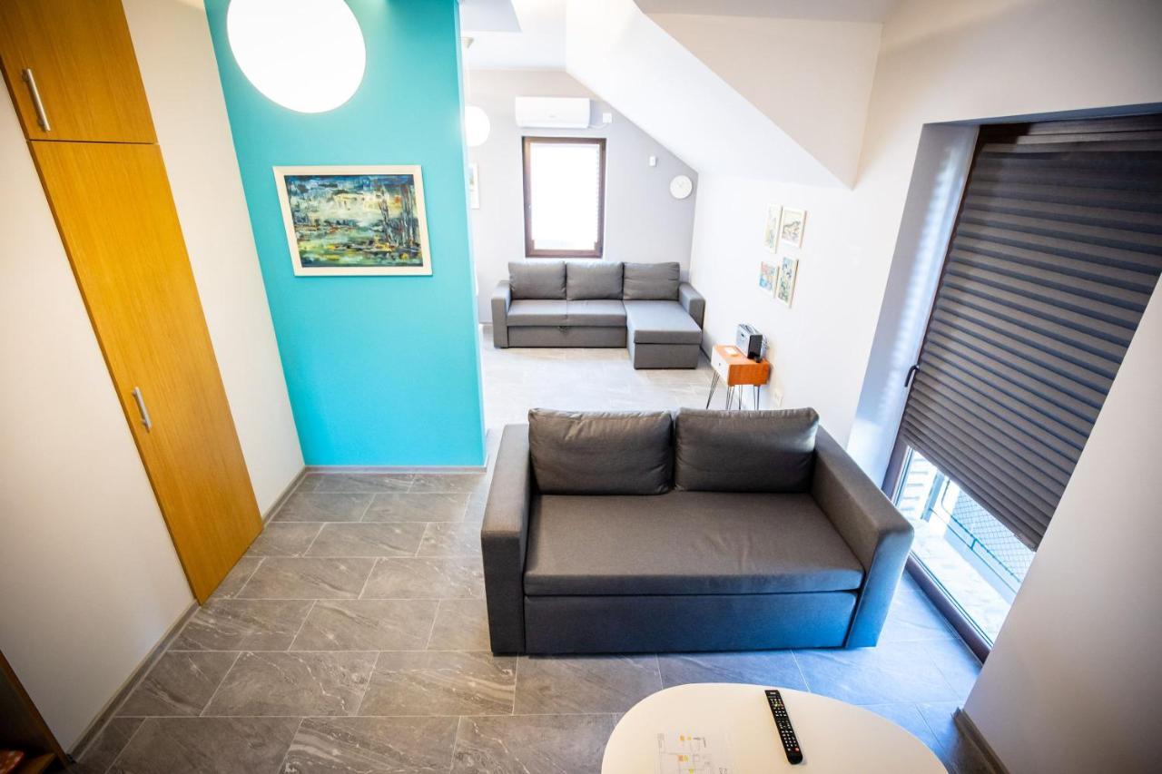 Appartement Gray Brick à Subotica Extérieur photo