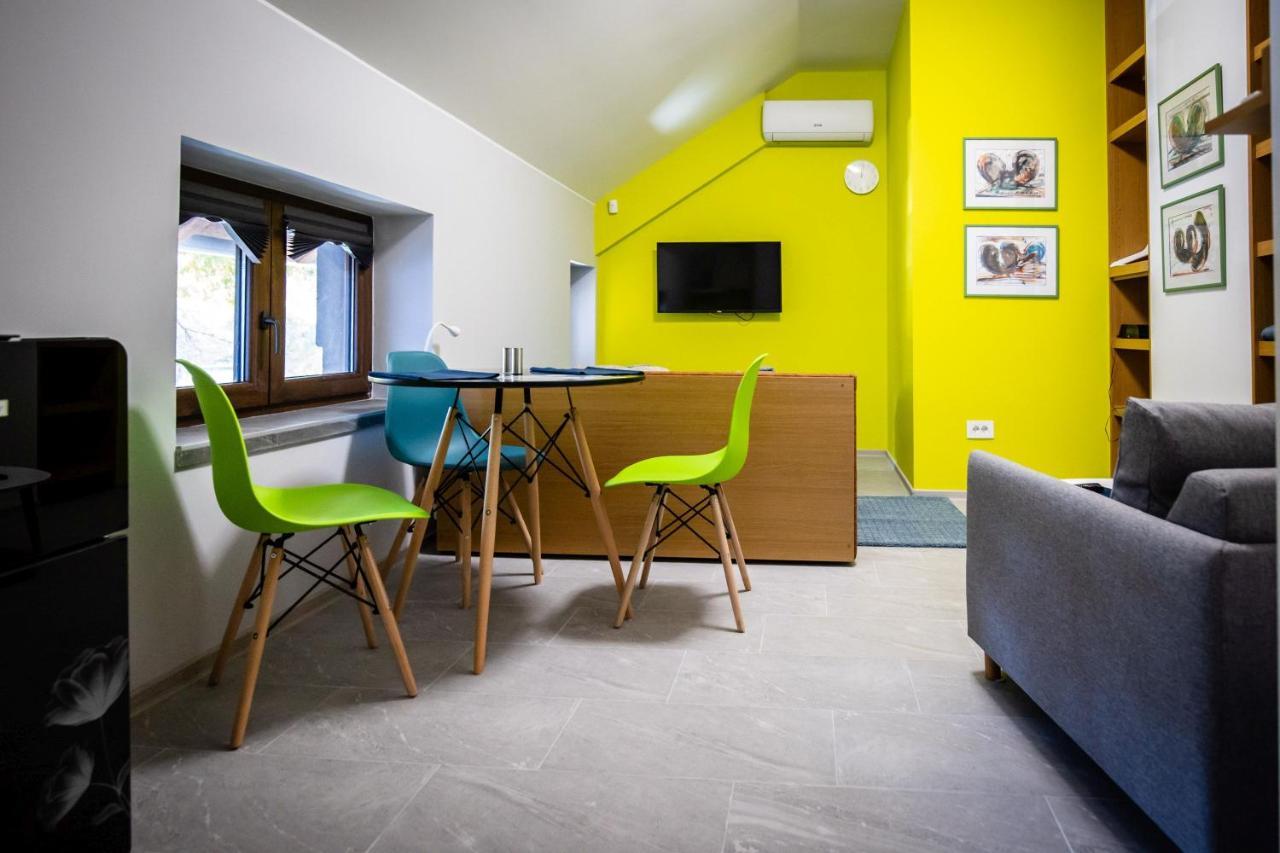Appartement Gray Brick à Subotica Extérieur photo
