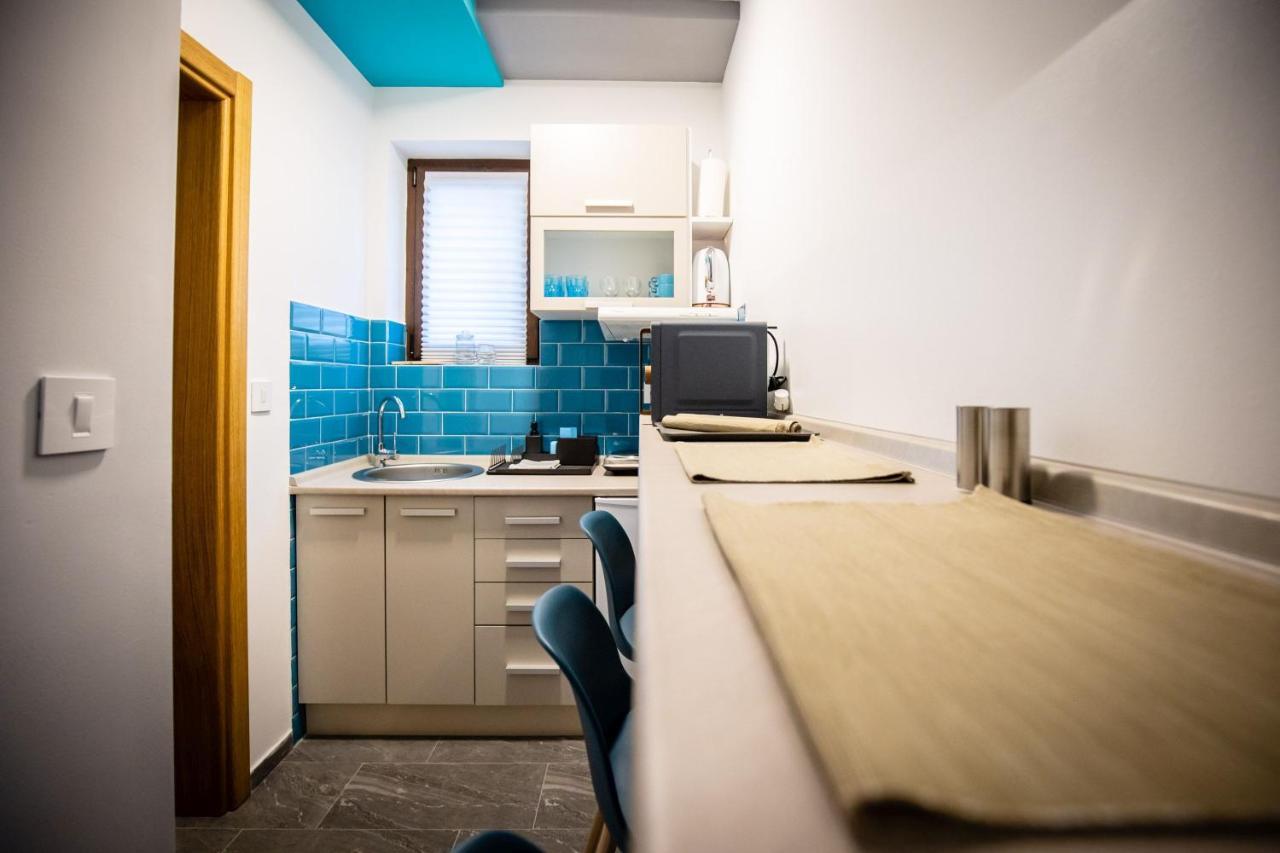Appartement Gray Brick à Subotica Extérieur photo